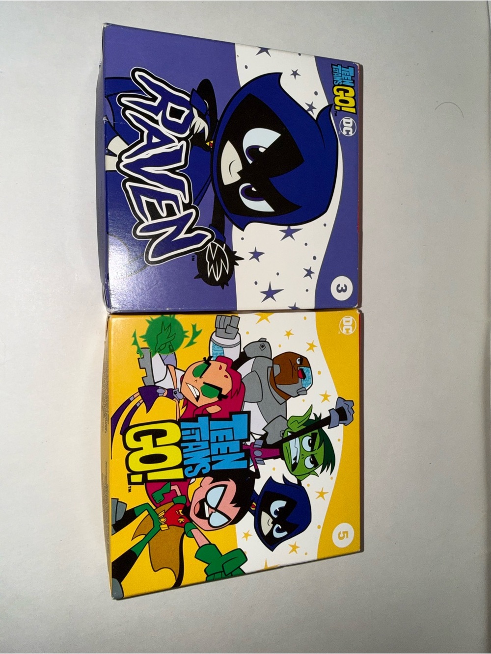 Lot of 2*#3 RAVEN*#5*Teen Titans Go*McDonalds Happy Meal Toy